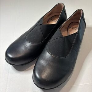 Dansko‎ Loafer Womens 39 Black Ann Round  Slip On Flats Casual Comfort leather